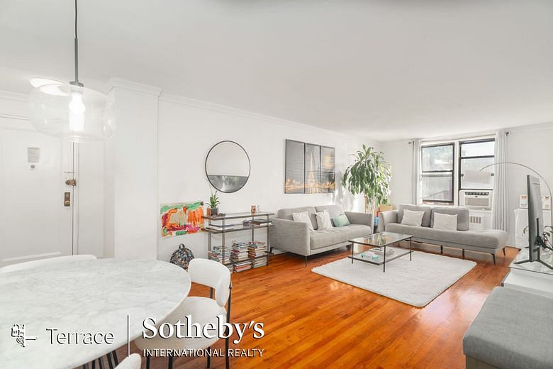 67-30 Dartmouth Street #2H