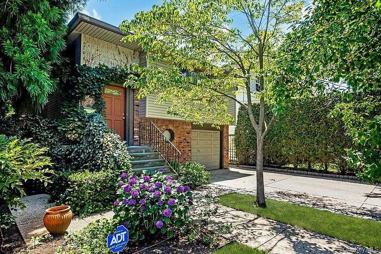 67 Cedar Place