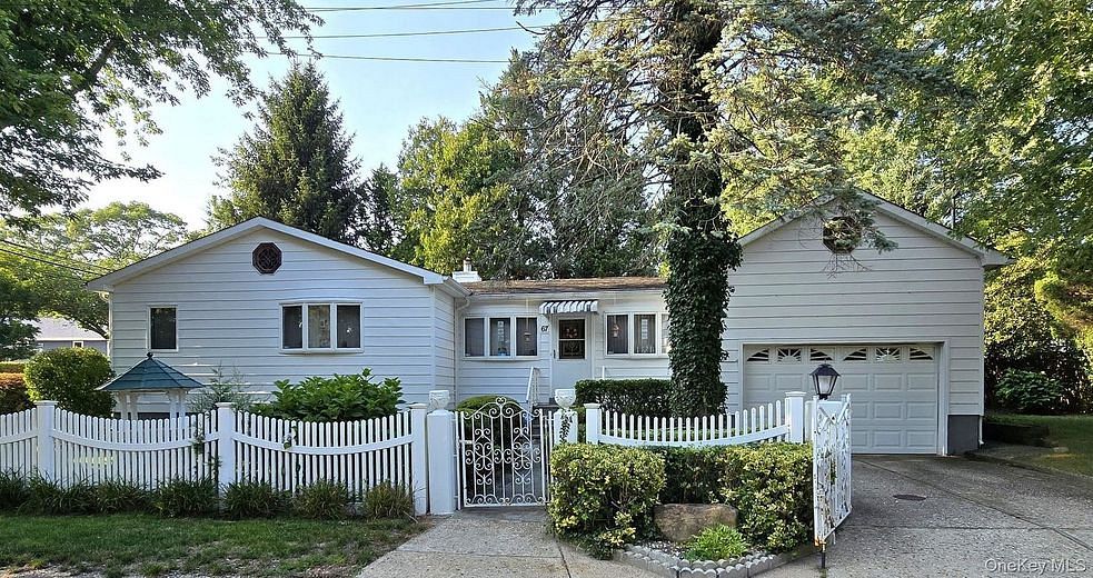 67 King Road