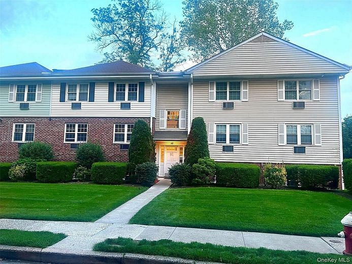67 Lorraine Terrace #316