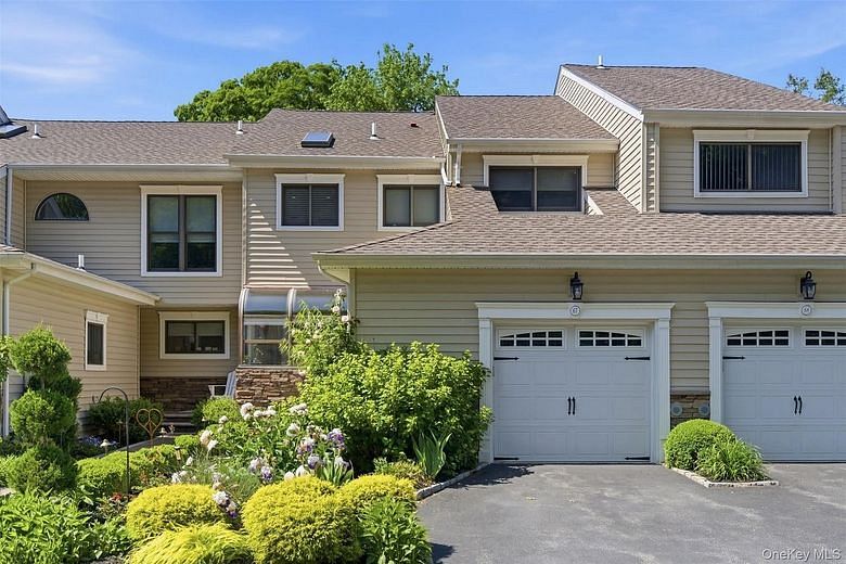 67 Villas Circle