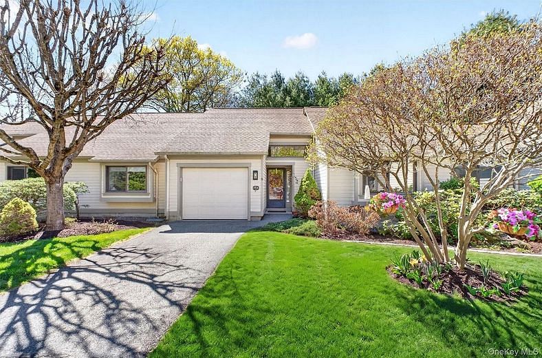 670 Heritage Hills #B