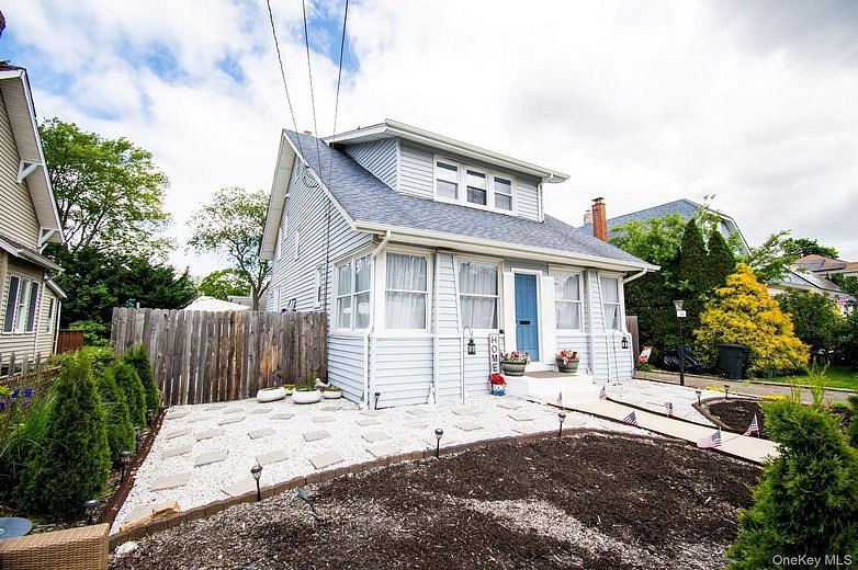 671 Arlington Avenue