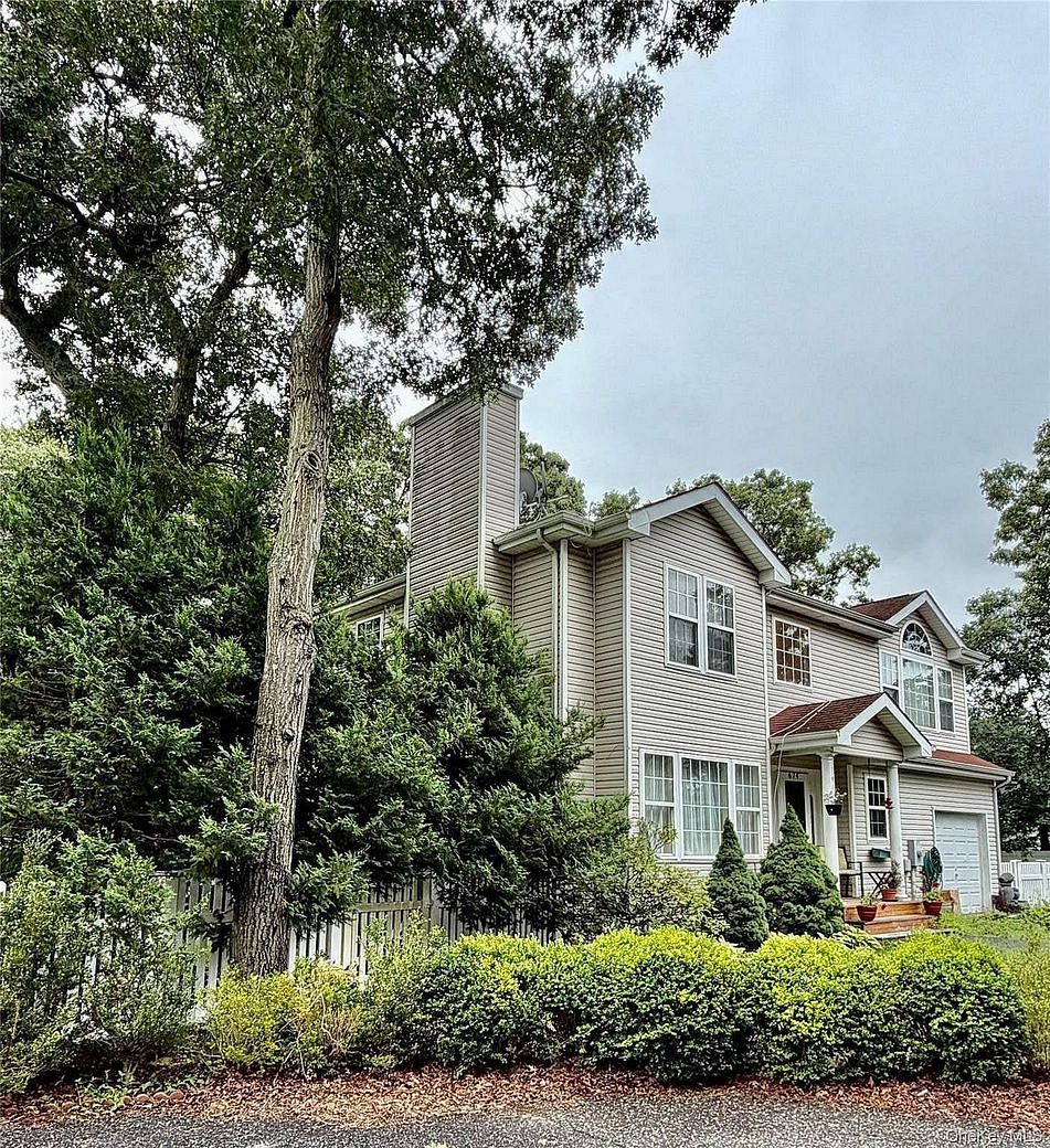 674 Flanders Road