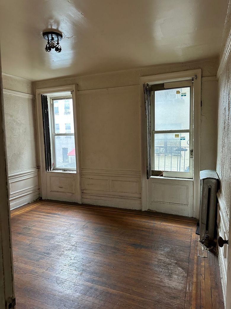 678 Saint Nicholas Avenue #E