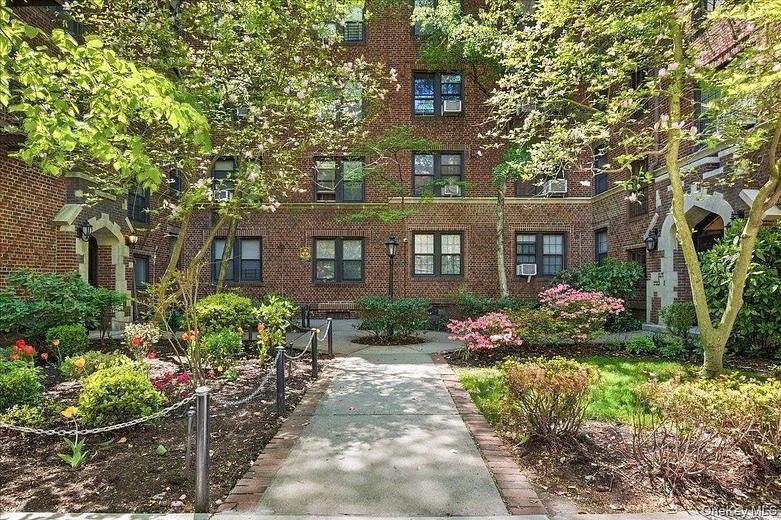 68-44 Burns Street #B2