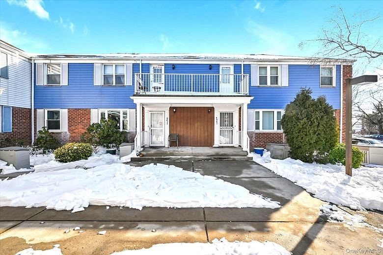 68-57 Cloverdale Boulevard #109