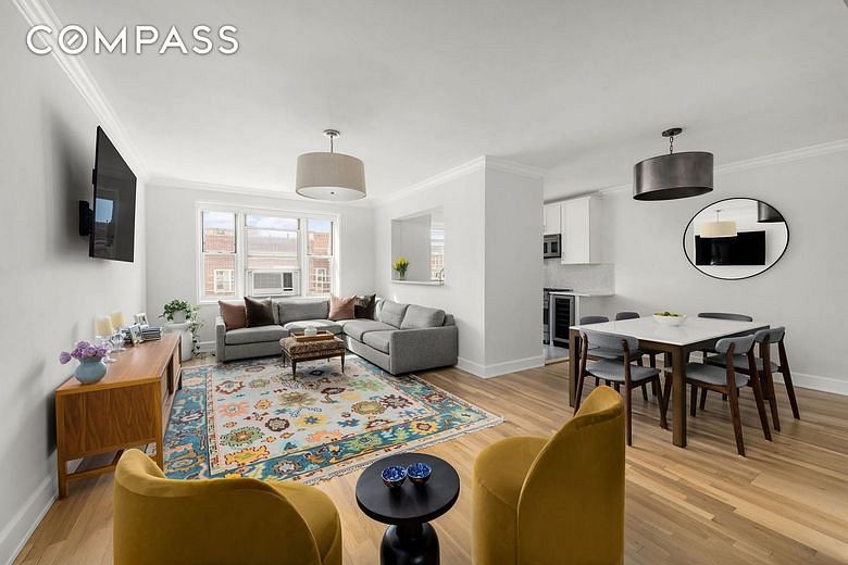 68-61 Yellowstone Boulevard #704