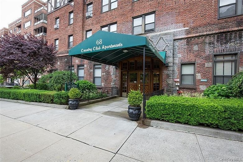 68 E Hartsdale Avenue #4E