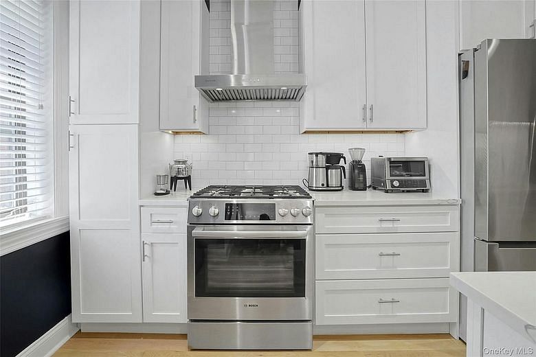 68 E Hartsdale Avenue #4J