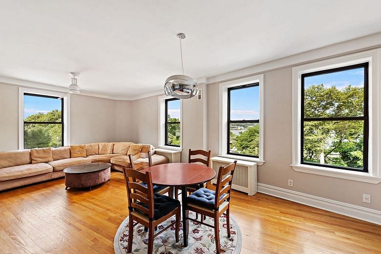 680 Riverside Drive #4CD