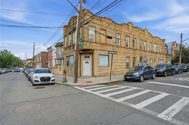 6803 76th Street