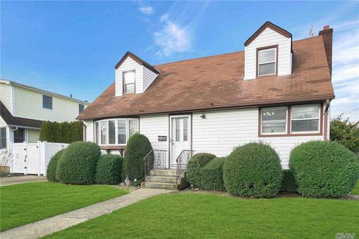 Image 1 of 19 for 94 Taylor Avenue in Long Island, East Meadow, NY, 11554