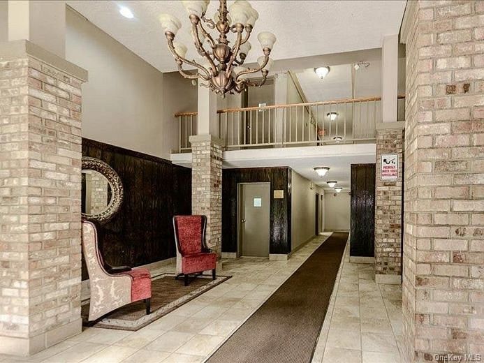 687 Bronx River Road #1D
