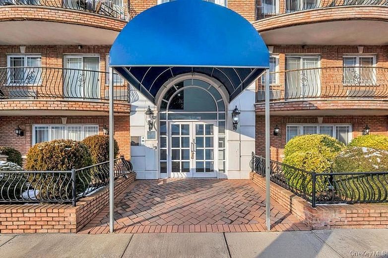 69-07 43rd Avenue #3G