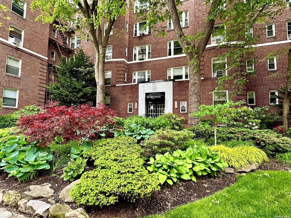 Image 1 of 15 for 69-09 108th Street #312 in Queens, Forest Hills, NY, 11375