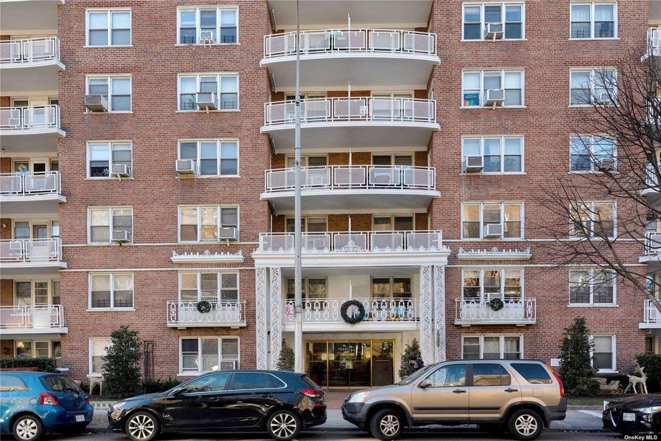 Image 1 of 24 for 69-10 108 St #4c in Queens, Forest Hills, NY, 11375