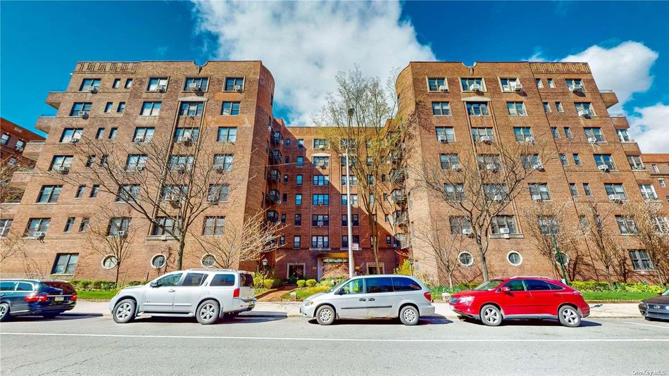 Image 1 of 23 for 69-10 Yellowstone  Blvd #303 in Queens, Forest Hills, NY, 11375