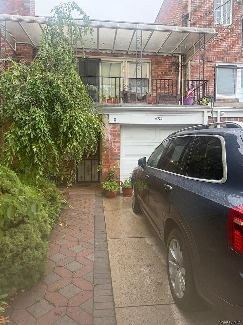 69-25 59th Drive