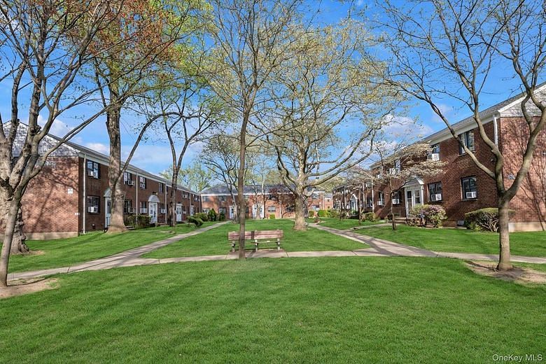 69-27 218 Street #Upper