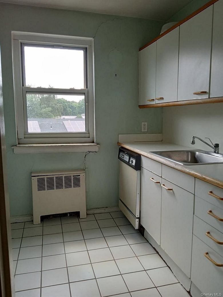 69-38 Kissena Blvd Kissena Blvd #135B