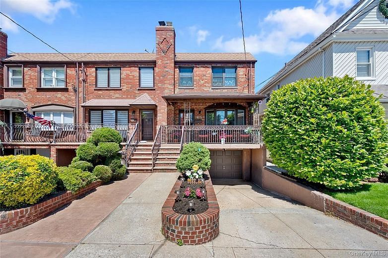 69-91 Caldwell Avenue