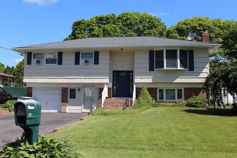 69 Appel Drive E