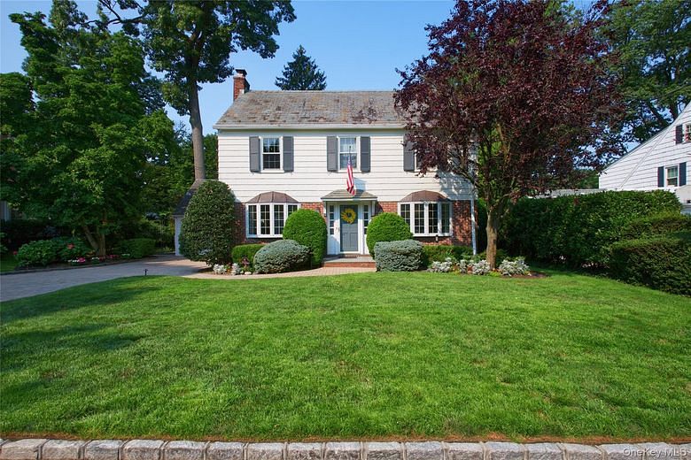 69 Eakins Road