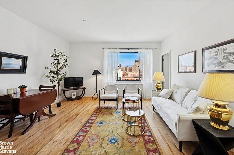 69 East 130th Street #PHB