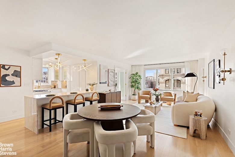 69 Fifth Avenue #16G