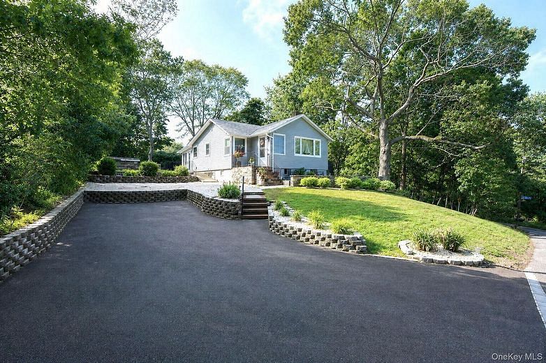 69 Hill Drive