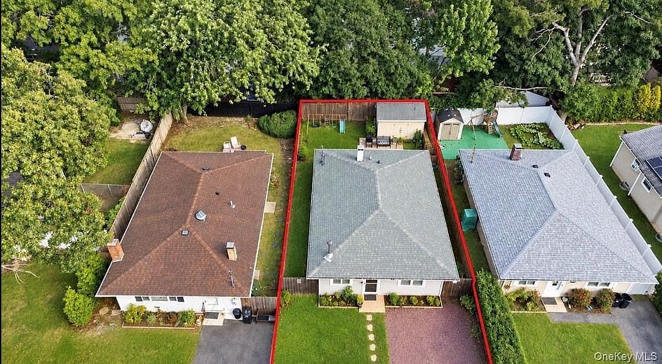 69 Mastic Boulevard