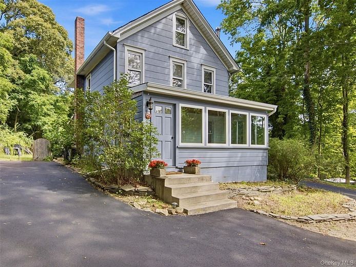 69 Ridgeway Avenue
