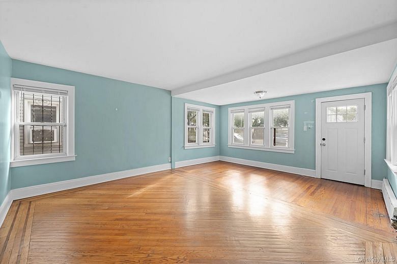 6901 Alderton Street