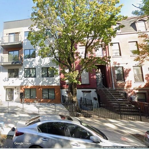 691 Quincy Street