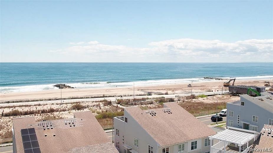 6910 Beach Front Road