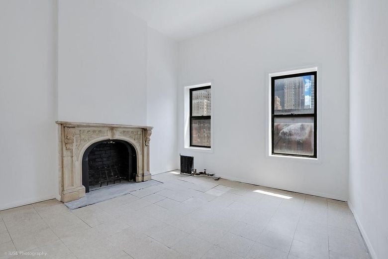 695 Ninth Avenue #5N