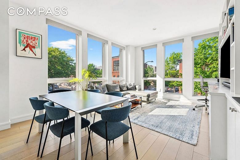 695 Sixth Avenue #2D