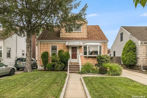 Image 1 of 23 for 23 Morris Pkwy in Long Island, Valley Stream, NY, 11580