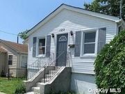 Image 1 of 1 for 102 2nd Avenue in Long Island, E. Rockaway, NY, 11518
