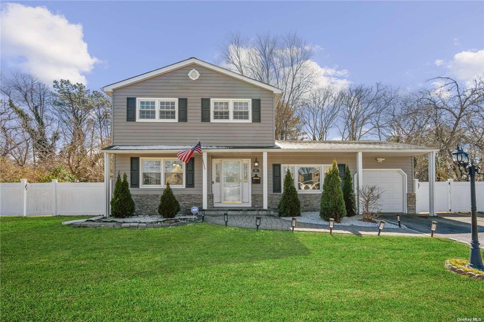 Image 1 of 30 for 55 Julie Crescent in Long Island, Central Islip, NY, 11722