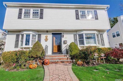 Image 1 of 31 for 69 Hillvale Road in Long Island, Albertson, NY, 11507