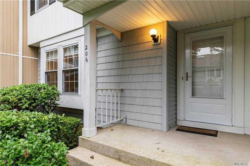 Image 1 of 25 for 206 Fen Way in Long Island, Syosset, NY, 11791