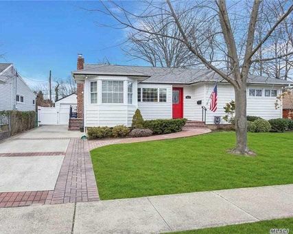 Image 1 of 22 for 1419 Apple Lane in Long Island, East Meadow, NY, 11554