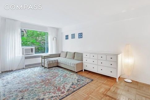 Image 1 of 6 for 117 East 37th Street #2E in Manhattan, New York, NY, 10016