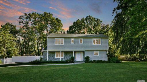Image 1 of 30 for 4 Hickory Ln in Long Island, Glen Cove, NY, 11542
