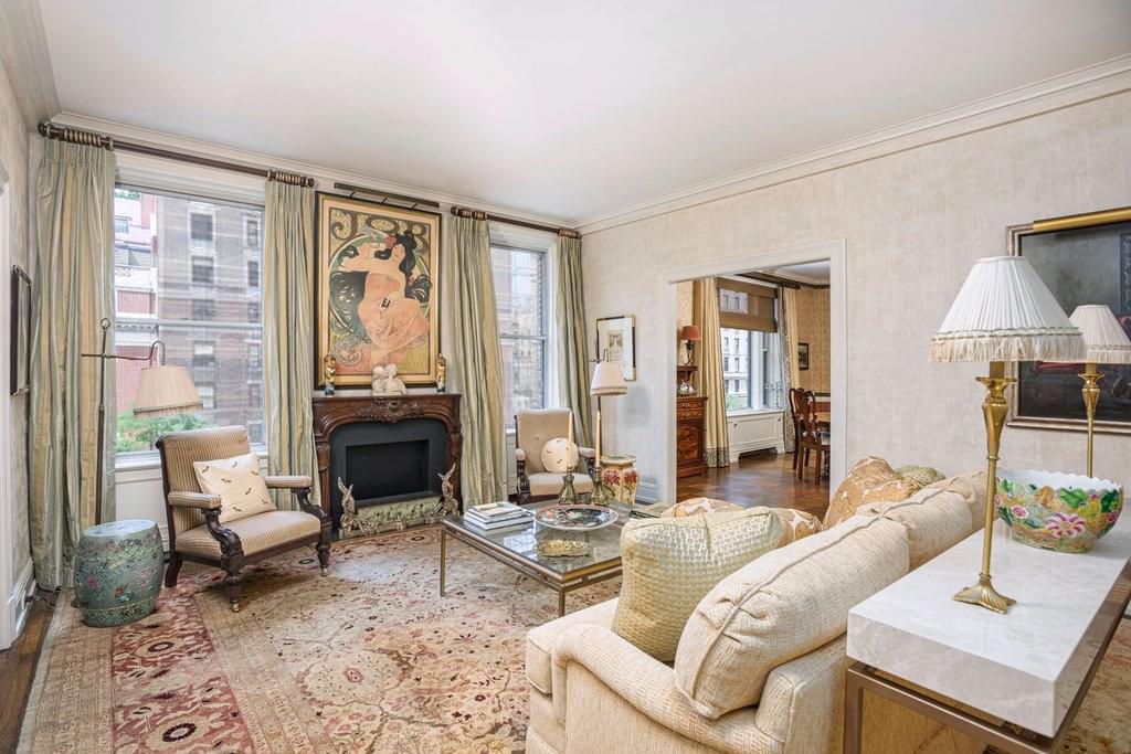 Image 1 of 26 for 565 Park Avenue #4W in Manhattan, New York, NY, 10065
