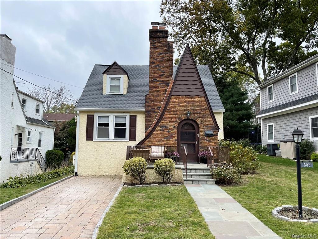 503 Chestnut Avenue in Westchester, Mamaroneck, NY 10543