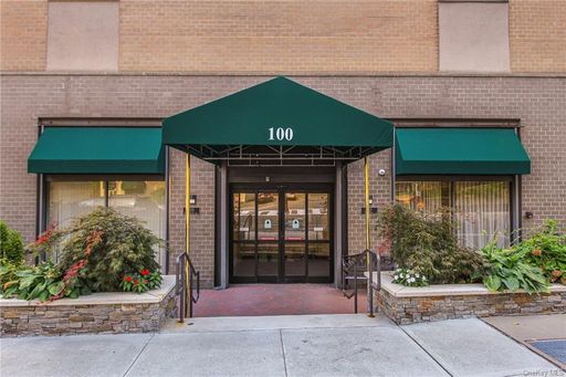Image 1 of 14 for 100 E Hartsdale Avenue #7AW in Westchester, Hartsdale, NY, 10530
