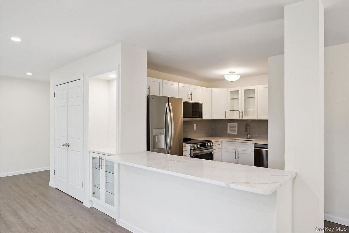 Image 1 of 27 for 7-04 166th Street #6A in Queens, Beechhurst, NY, 11357